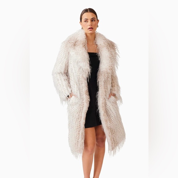 Elliatt Tansy Coat in Grey NWT Size Small - Picture 5 of 13